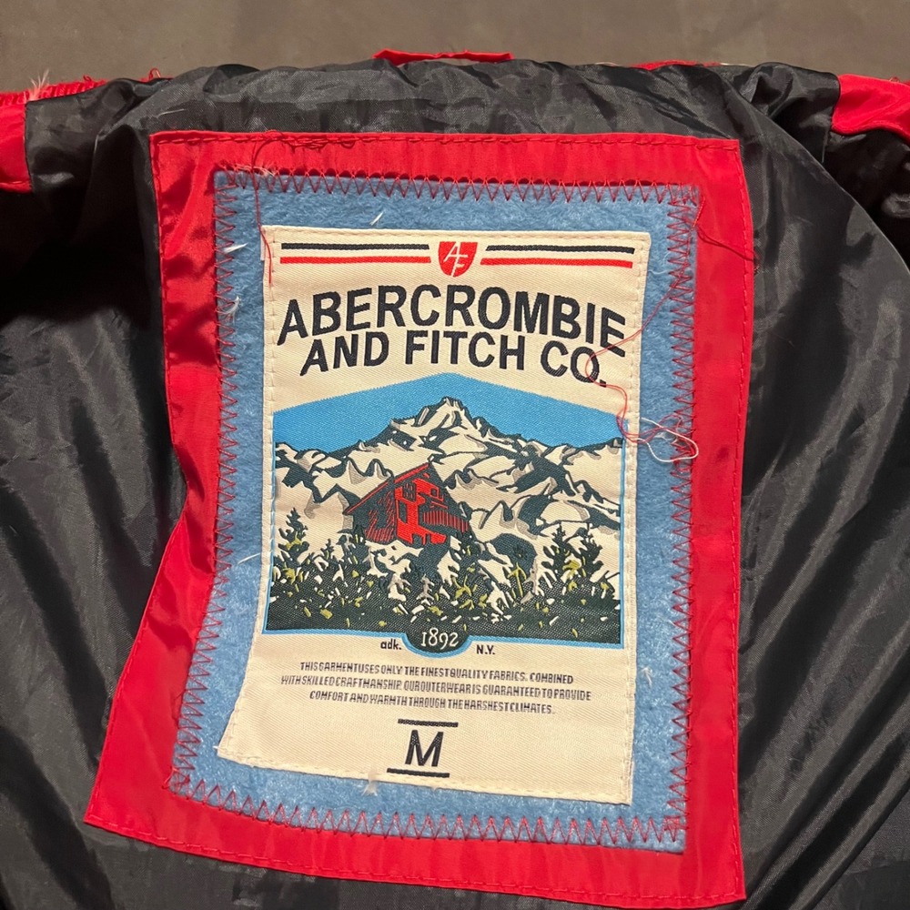 Vintage Abercrombie & Fitch Co. Mens Red Nylon Puffer Down Vest Full‎ Zip  Rare - Picture 7 of 9